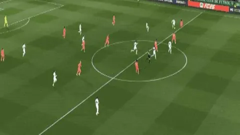 切尔西瞄准孔德，巴塞坚决留队